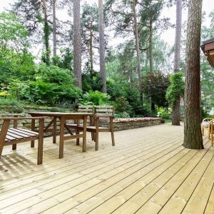 Τάβλα λεία πατώματος / deck εμποτισμένη    2,1 x 12εκ. 2,1 x 12 x 300εκ.