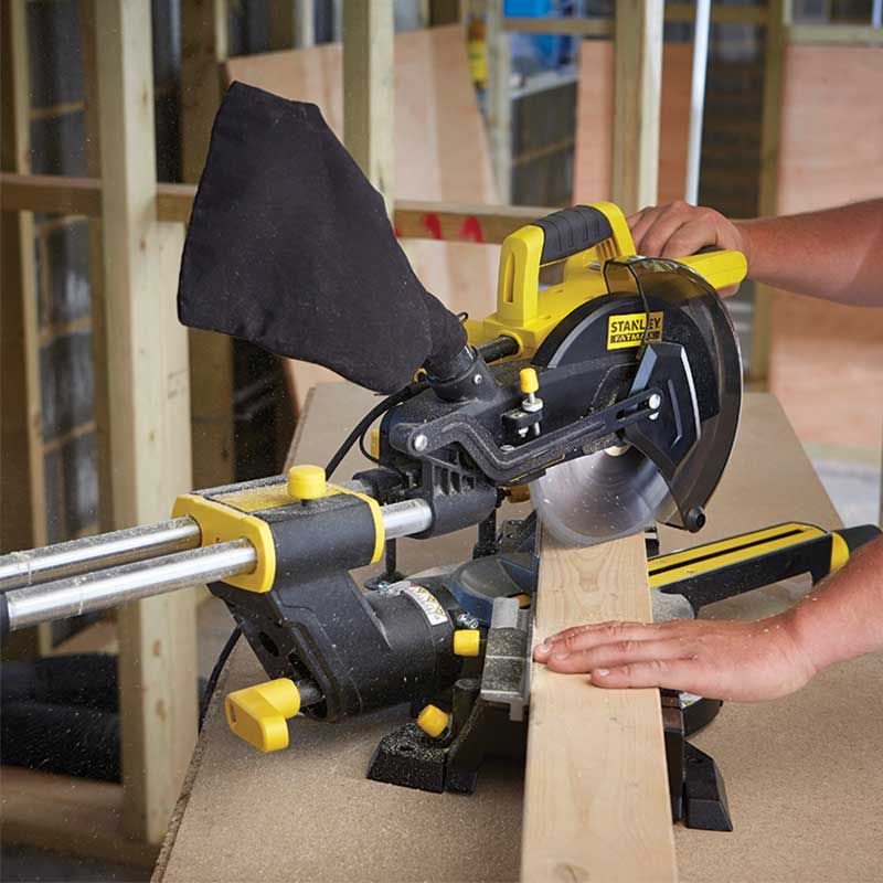 Συρόμενο φαλτσοπρίονο Stanley 1500W 216mm FME721-QS - Image 5