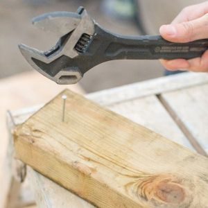 Γαλλικό Κλειδί με Κεφαλή Σφυριού FATMAX FMHT0-75081 - Image 4