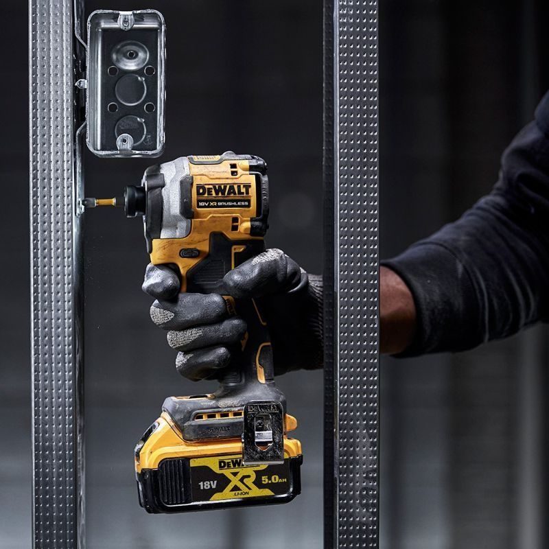 Κατσαβίδι παλμικό 18V Compact brushless solo Dewalt - Image 3