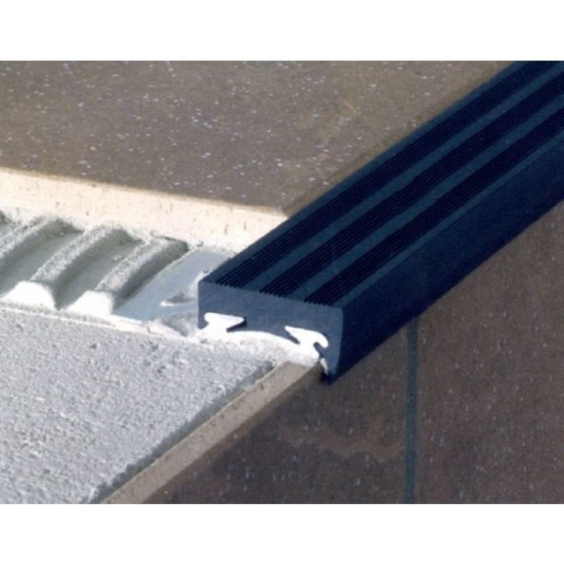 Αντιολισθητικό προφίλ PVC σκαλοπατιού